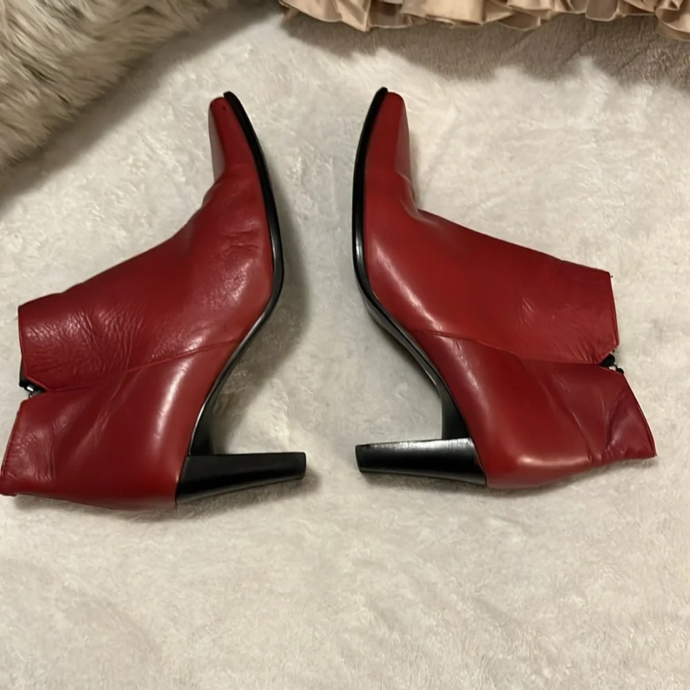 Pollini Vintage Woman’s Red Leather Heeled Ankle Boots Sz 36